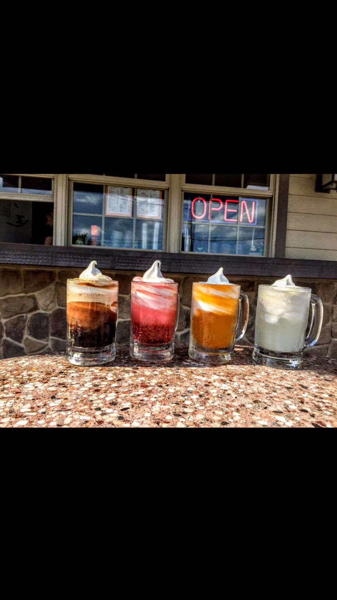Chester's Floats